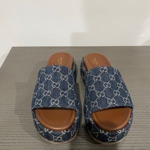 GUCCI Platform Slide Sandal